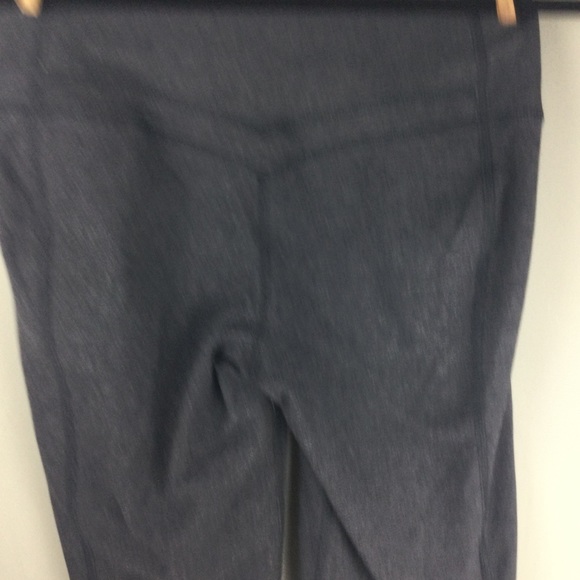 Nike Dri-Fit Heather Gray Capri Pants Sz Small - Picture 6 of 12